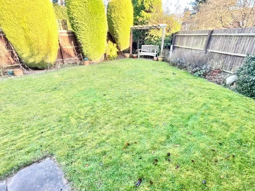 Property carousel item 13