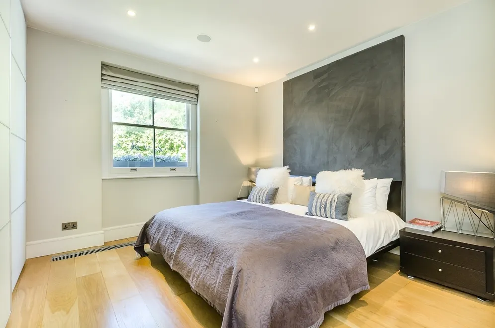 Cornwall Gardens South Kensington SW7 photo 5
