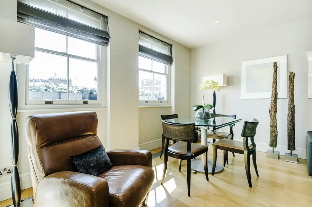 Cornwall Gardens South Kensington SW7 photo 12