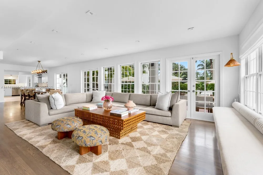 6655 Pinetree Ln, Miami Beach, FL 33141