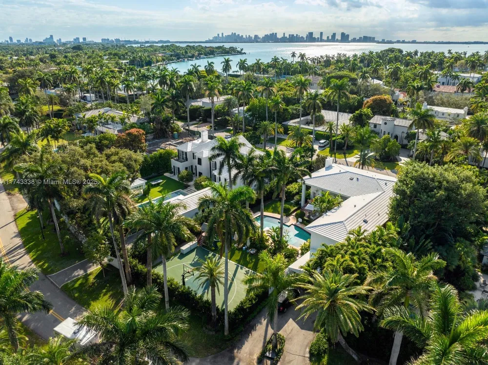 6655 Pinetree Ln, Miami Beach, FL 33141