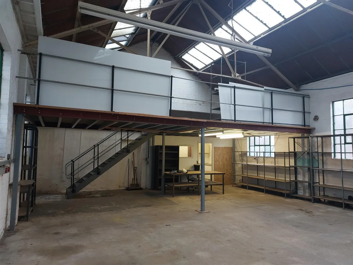 Rosebery Avenue, Melton Mowbray, Le13 1bl