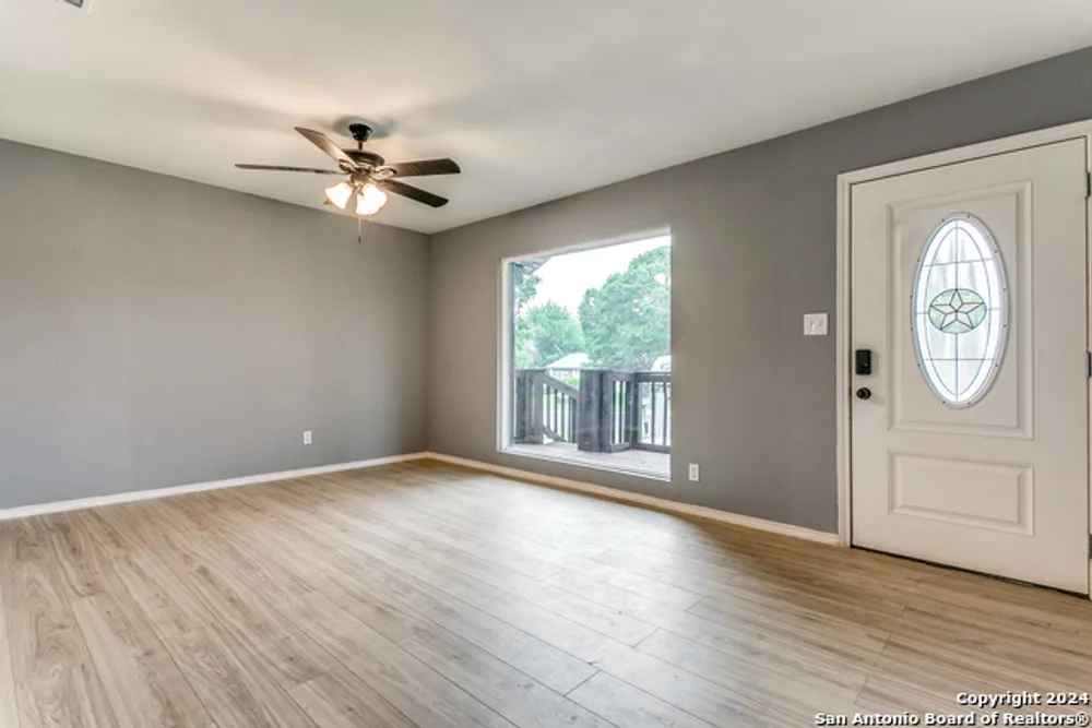 7610 Sage Oak St, Live Oak, TX 78233