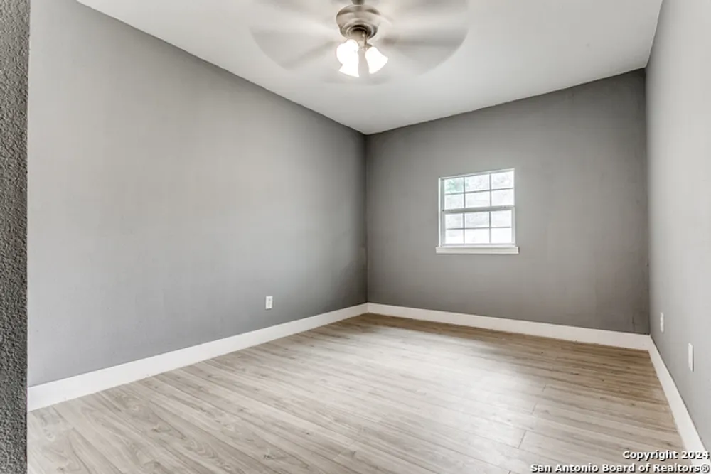 7610 Sage Oak St, Live Oak, TX 78233
