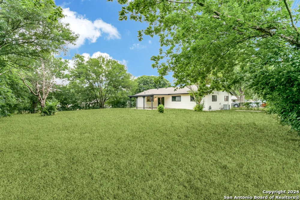 7610 Sage Oak St, Live Oak, TX 78233