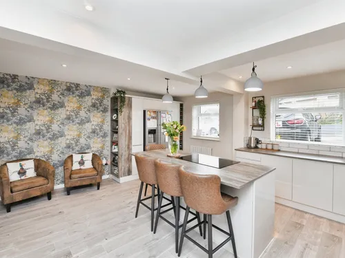 Hobbs Crescent, Saltashphoto