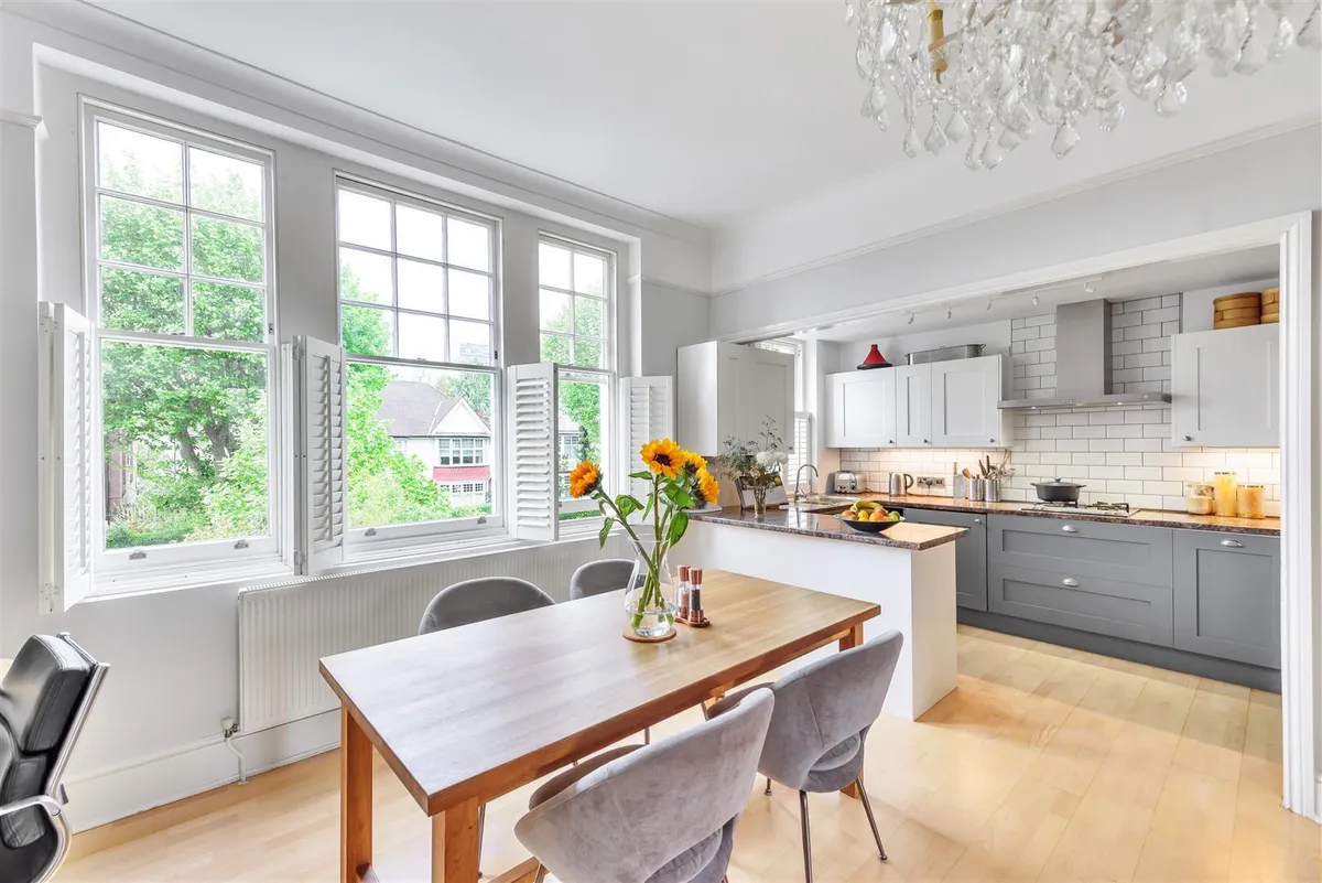 Brondesbury Road, London, NW6