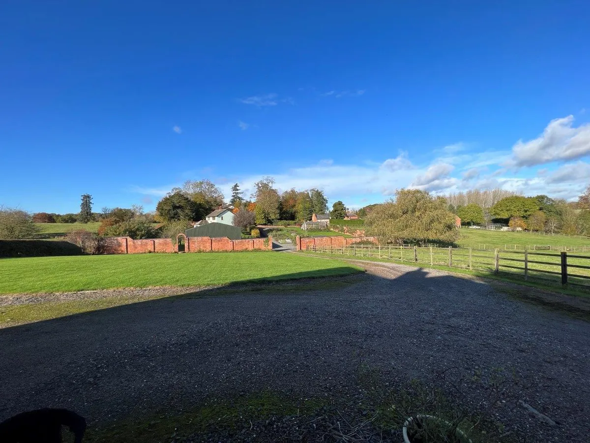 KEEPERS COTTAGE, BAGGRAVE HALL ROAD, HUNGARTON
