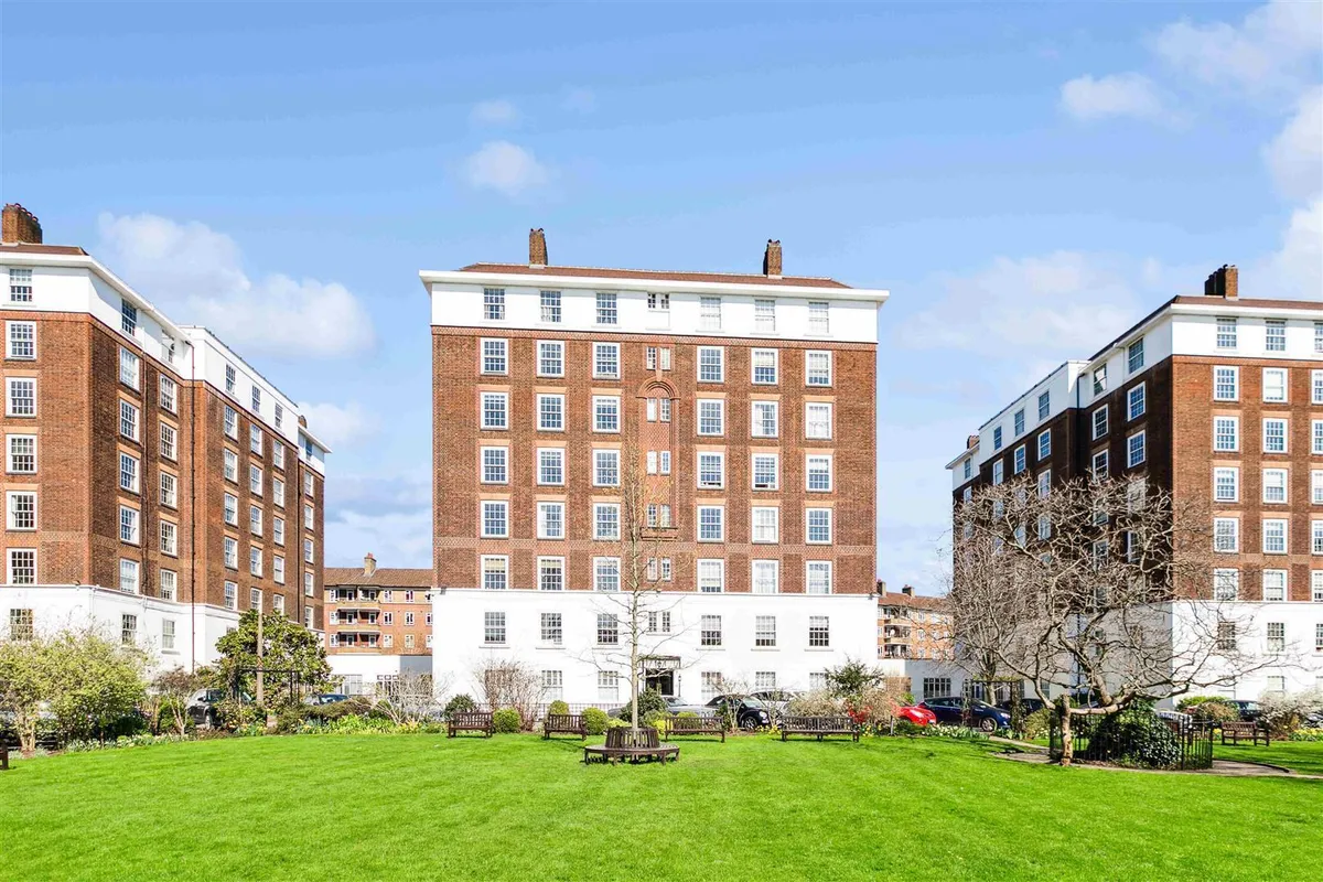 North End House, Fitzjames Avenue, London, W14