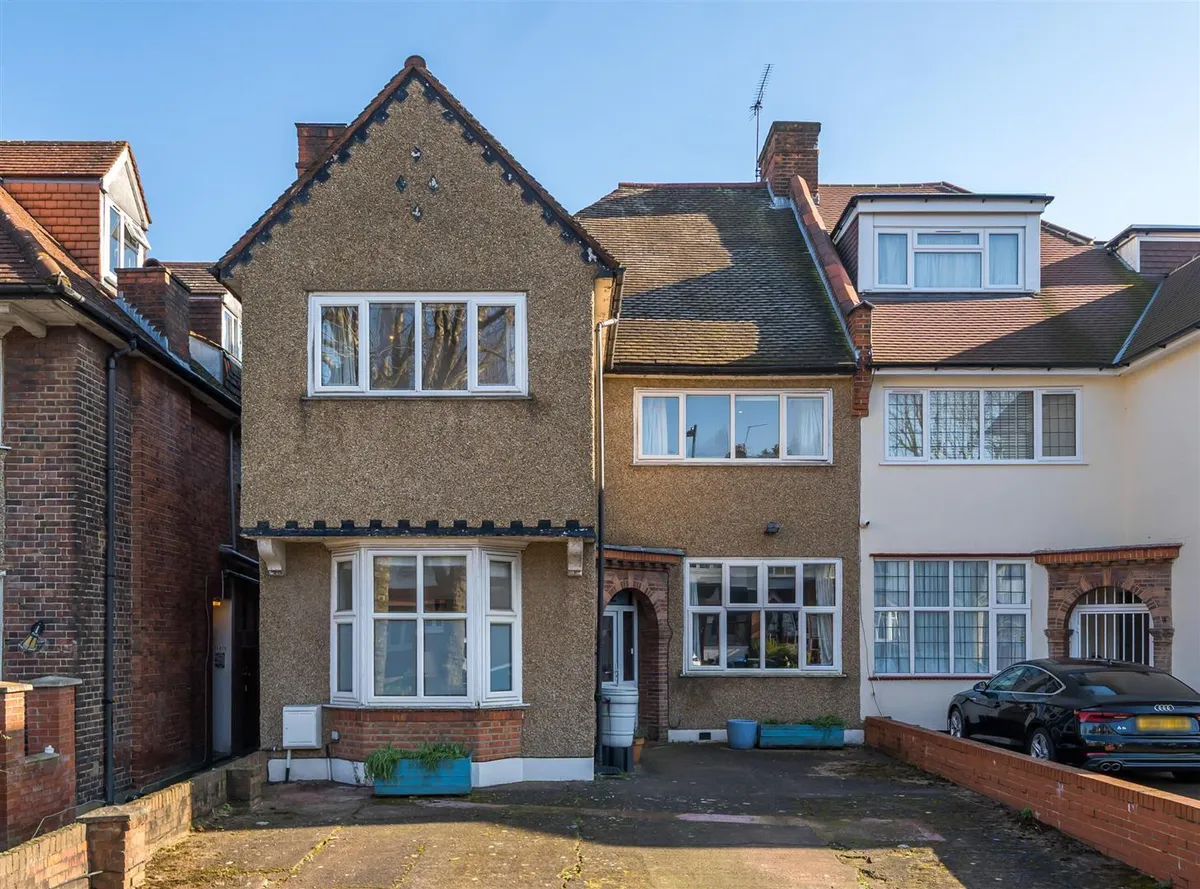 Staverton Road, London, NW2