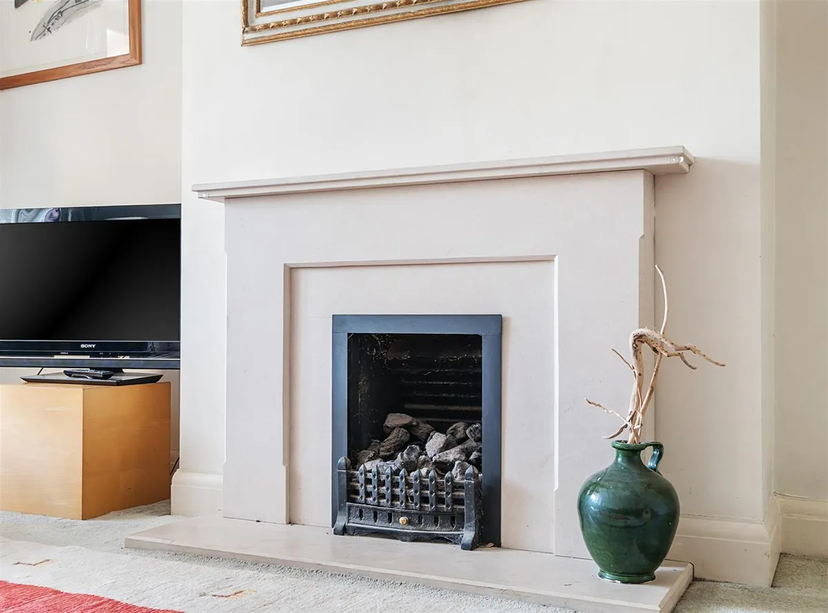 Staverton Road, London, NW2