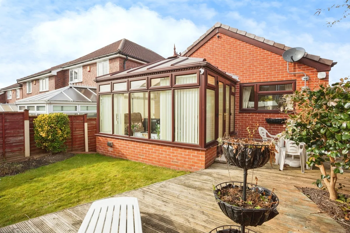 Danella Crescent, Wrenthorpe, WAKEFIELD