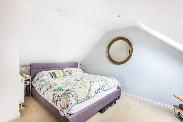 Warrenne Way, Reigate, RH2 photo 16