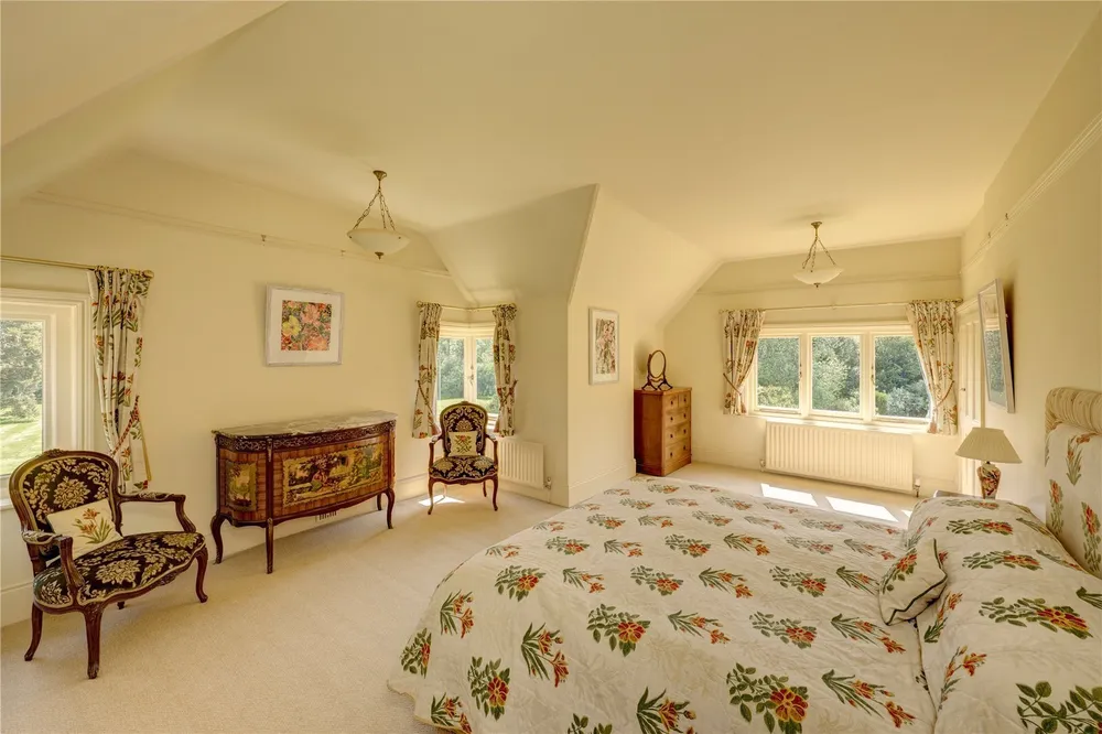 Vicarage Lane, Bovingdon, HP3