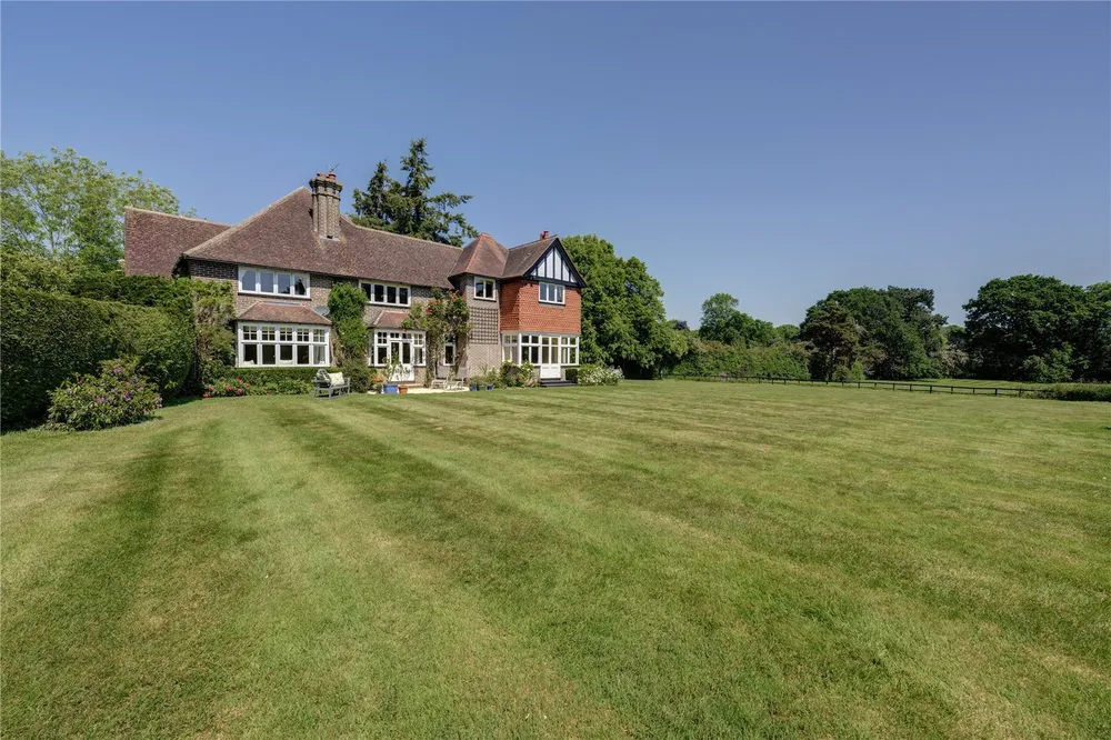 Vicarage Lane, Bovingdon, HP3