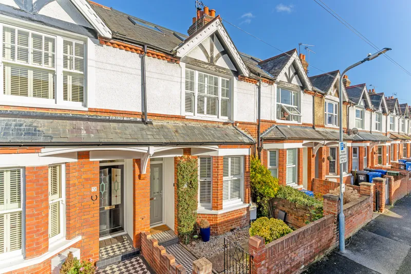 3 bedroom property for sale in Springfield Road, Windsor, SL4 - Offers ...