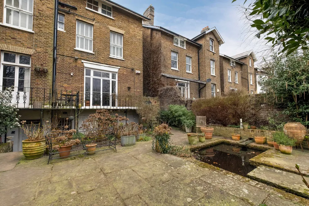 Kidbrooke Park Road, London, SE3 photo 39