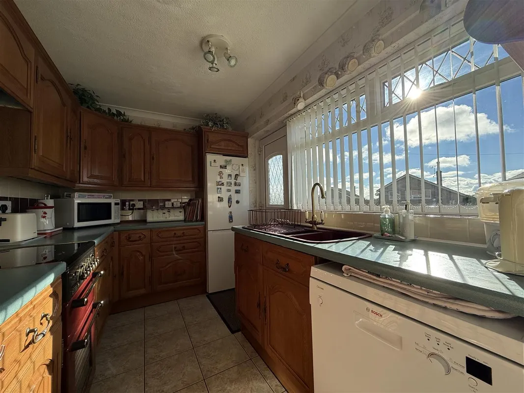 Holmwood Drive, Meanwood, LS6