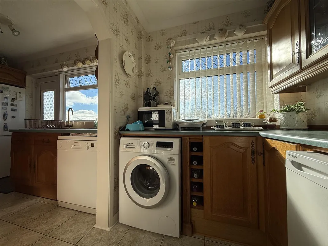 Holmwood Drive, Meanwood, LS6