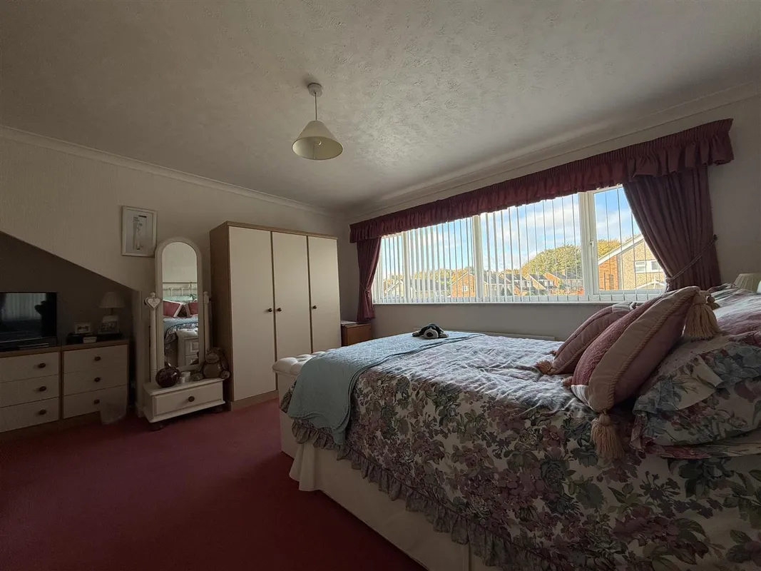 Holmwood Drive, Meanwood, LS6