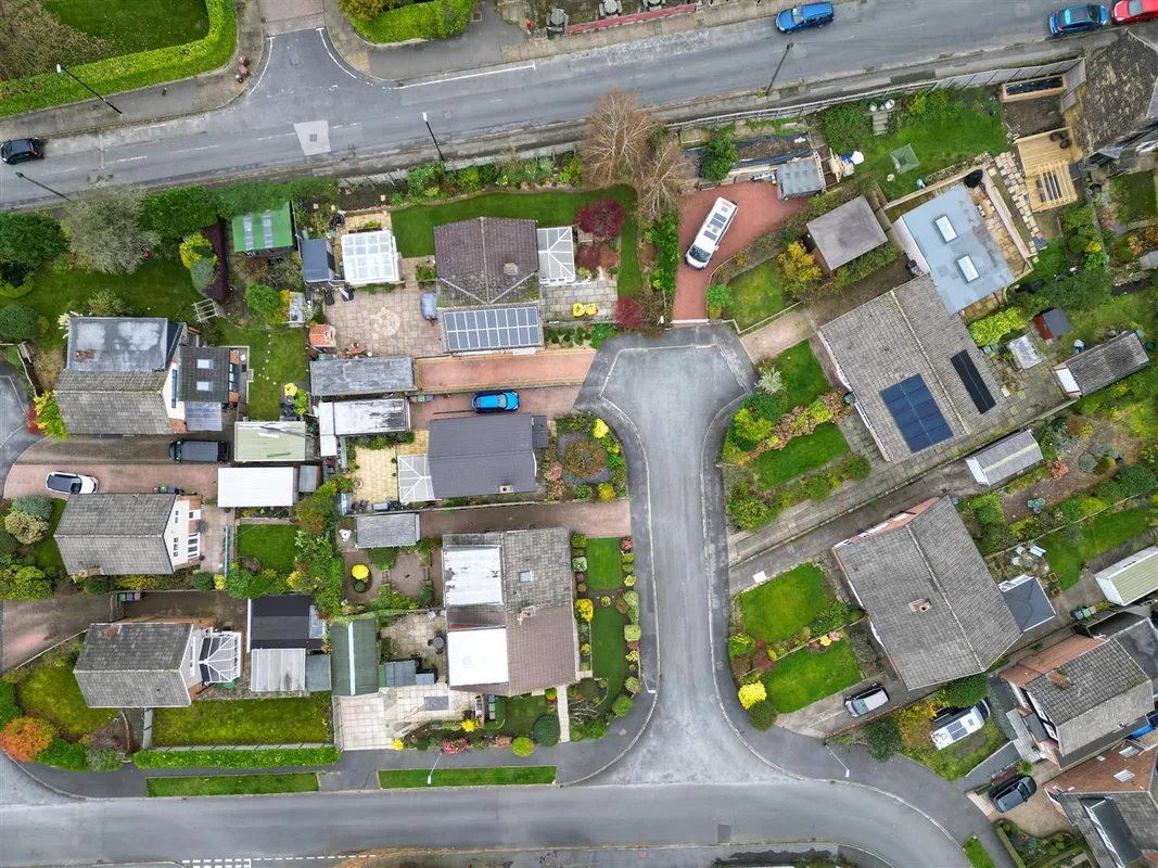 Holmwood Drive, Meanwood, LS6