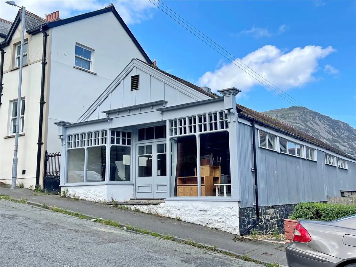 Bangor Road, Penmaenmawr, Conwy, LL34