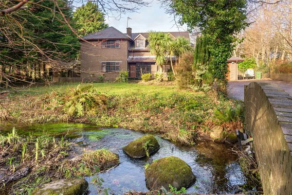 Llanrug, Caernarfon, Gwynedd, LL55