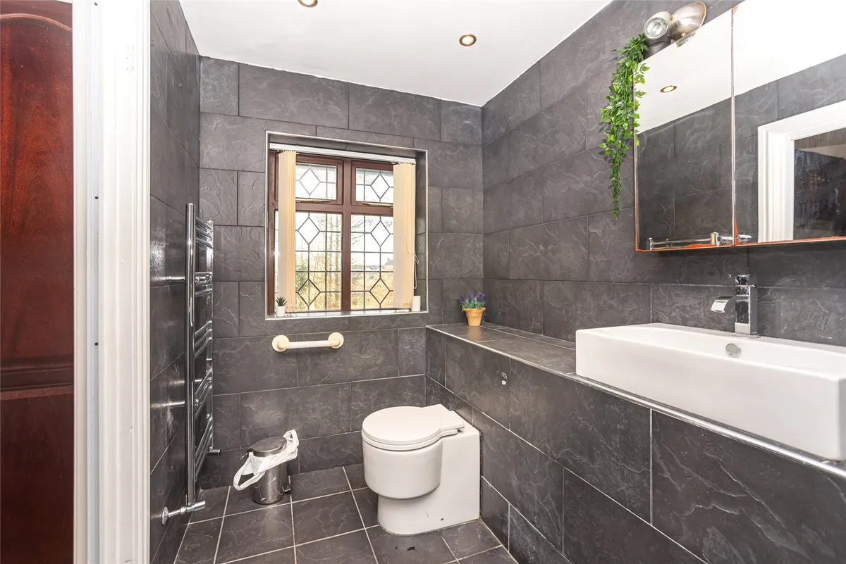 Llanrug, Caernarfon, Gwynedd, LL55