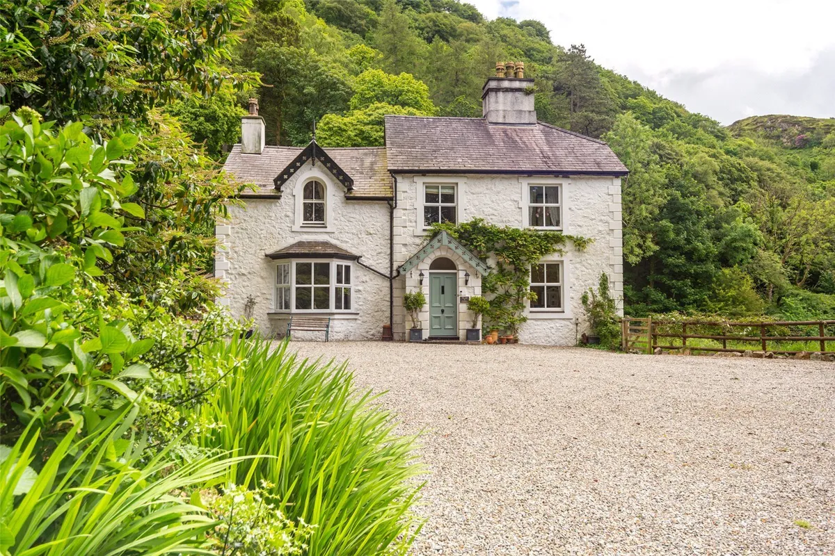 Betws Garmon, Caernarfon, Gwynedd, LL54