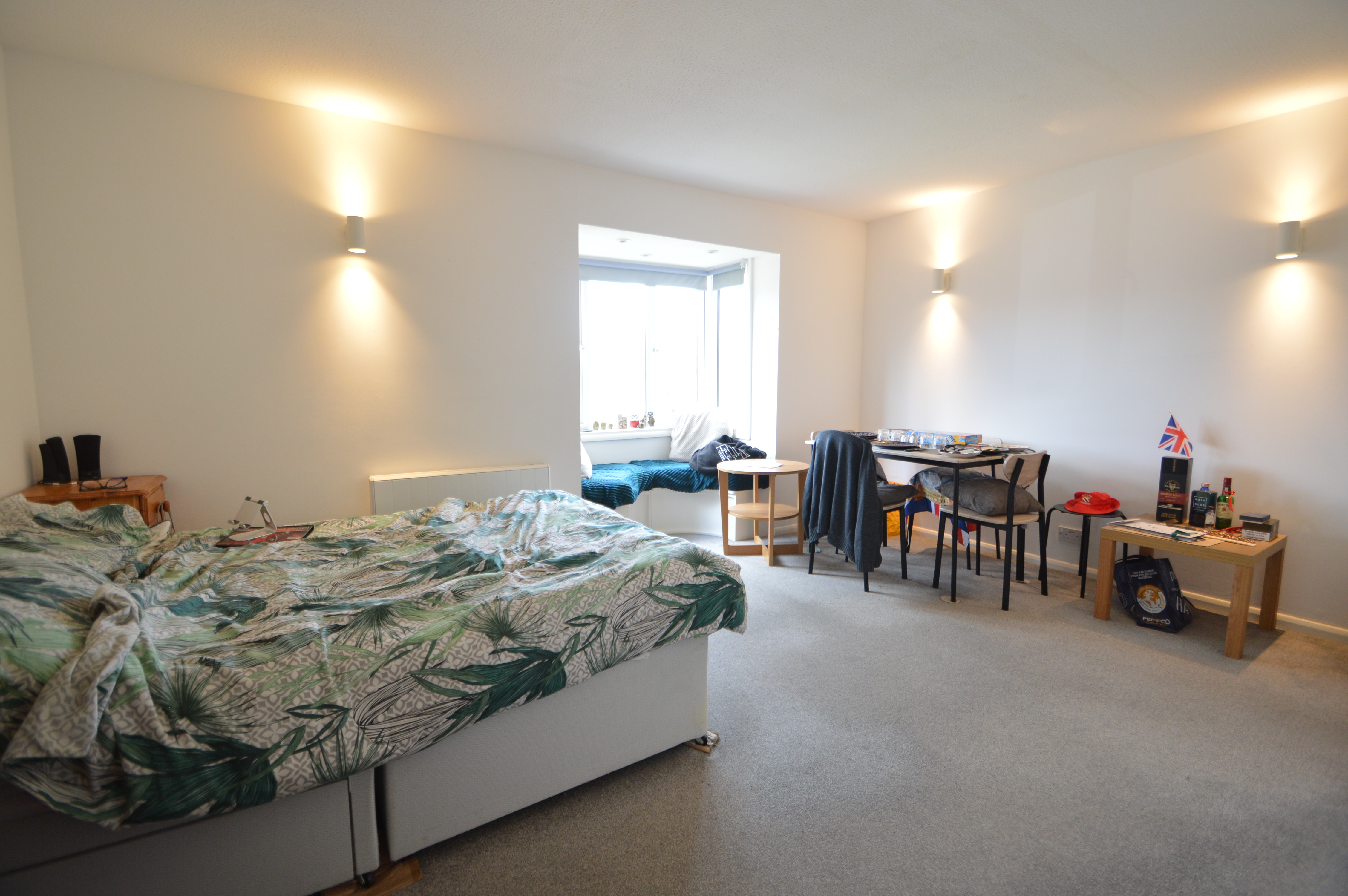 Saxon Close, Surbiton Image 2
