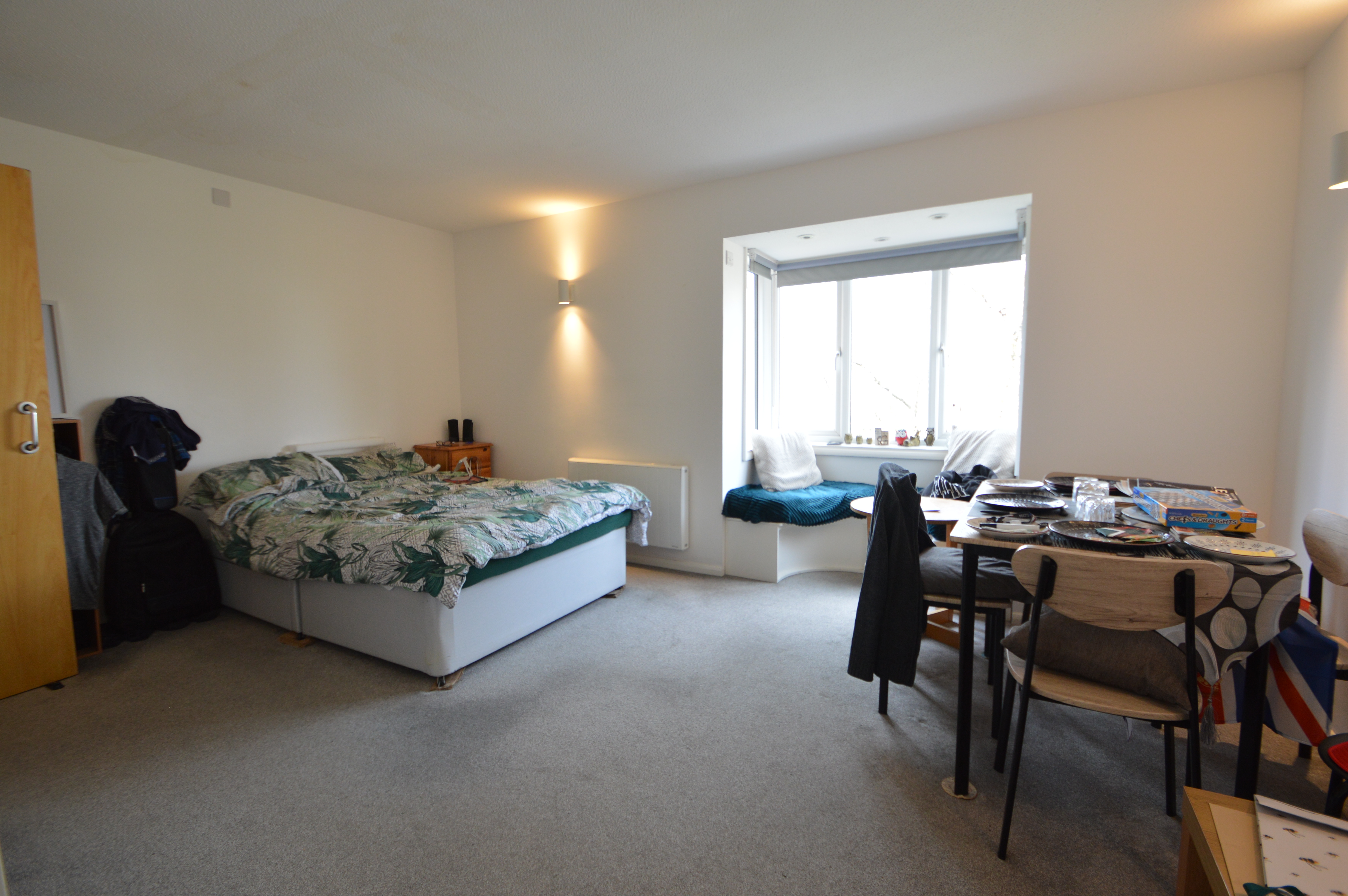 Saxon Close, Surbiton Image 3