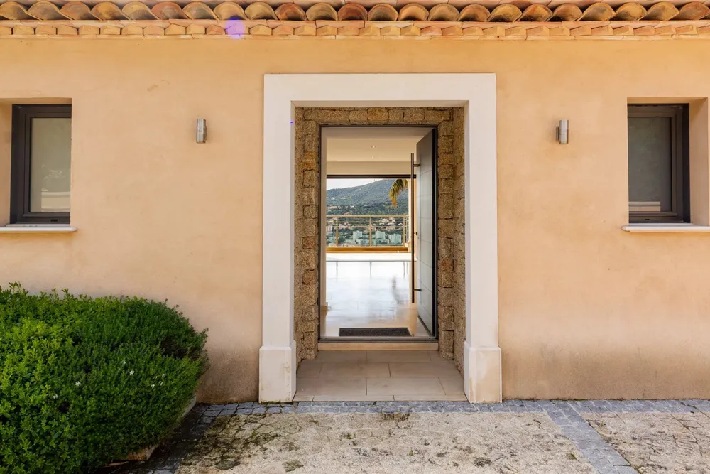 Sainte-Maxime, 83120, France