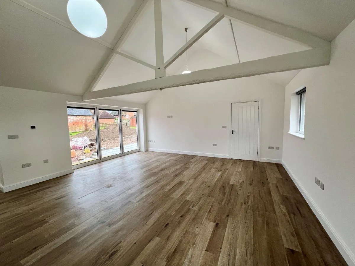 JERICHO LODGE STABLES, LEESTHORPE, MELTON MOWBRAY