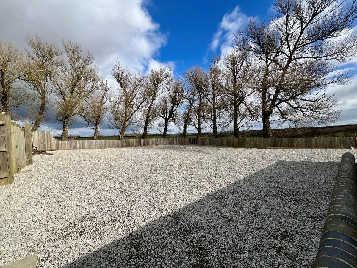 JERICHO LODGE STABLES, LEESTHORPE, MELTON MOWBRAY