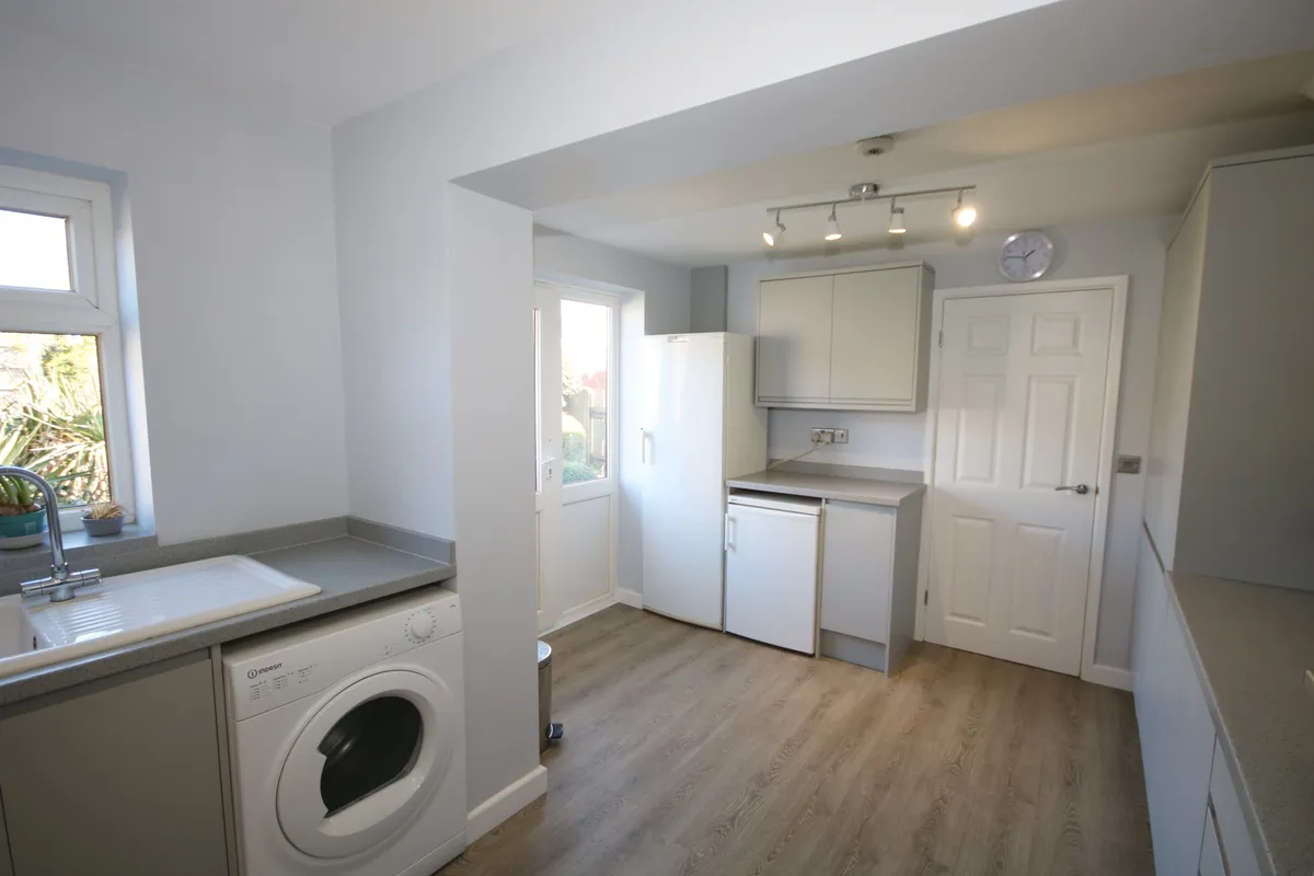 12 Laycock Avenue, Aston, Sheffield, S26 2FU