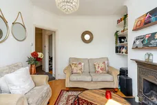 Hawthorn Road, London, N8 photo 21
