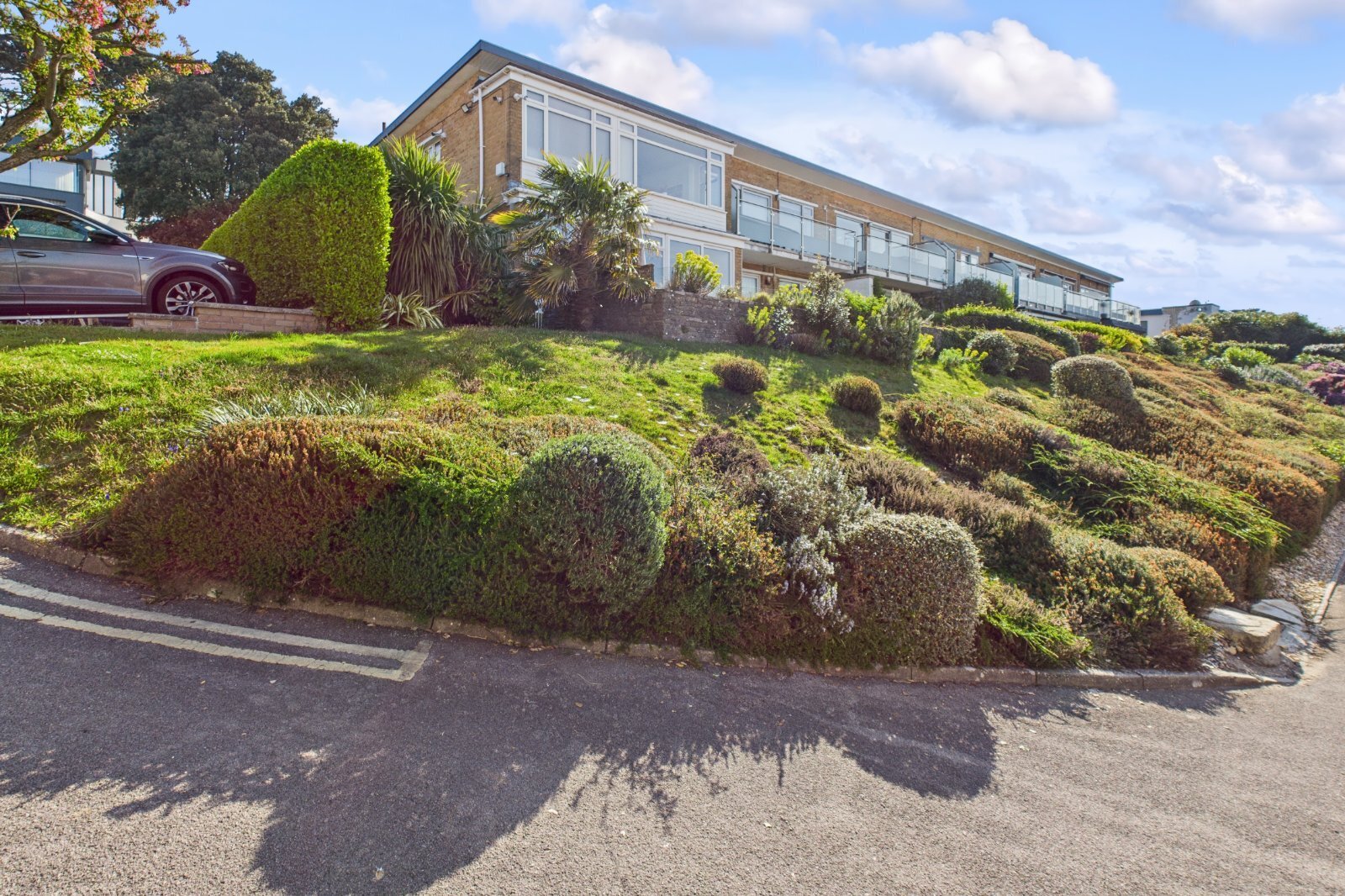 Chaddesley Glen, Poole, Dorset, BH13 Image 1