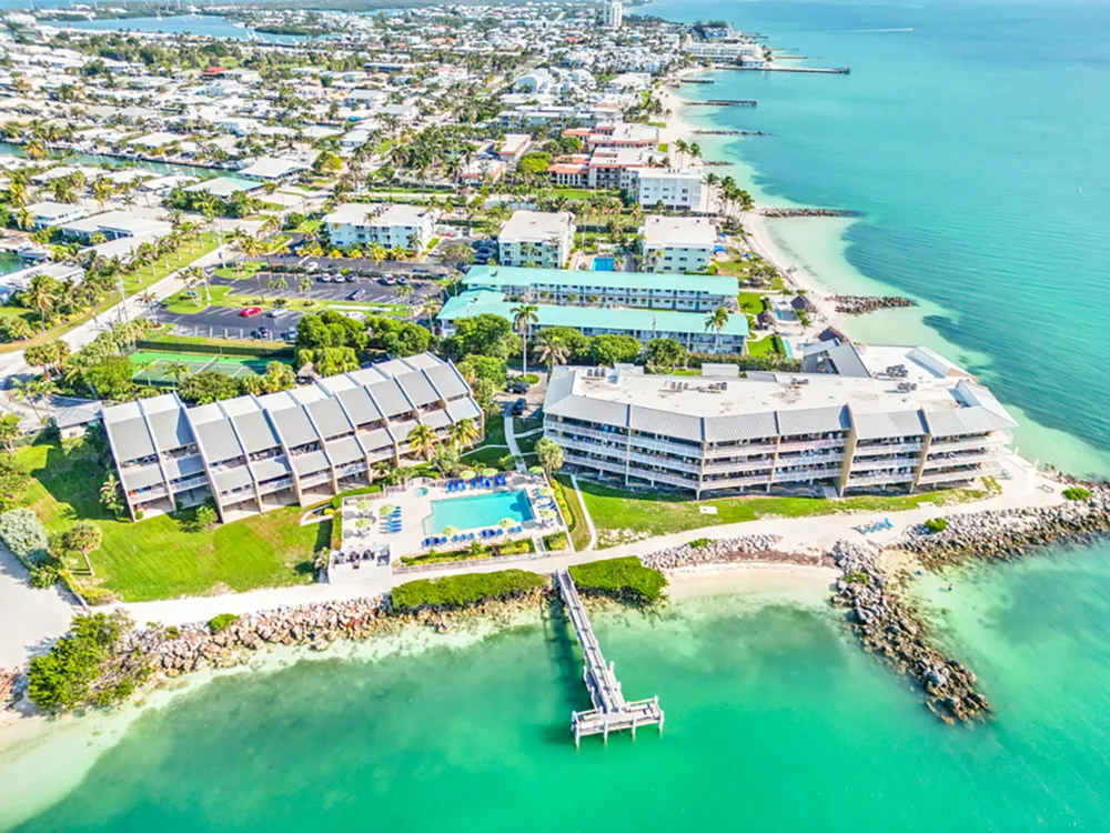1133 W Ocean Dr, Key Colony Beach, FL 33051