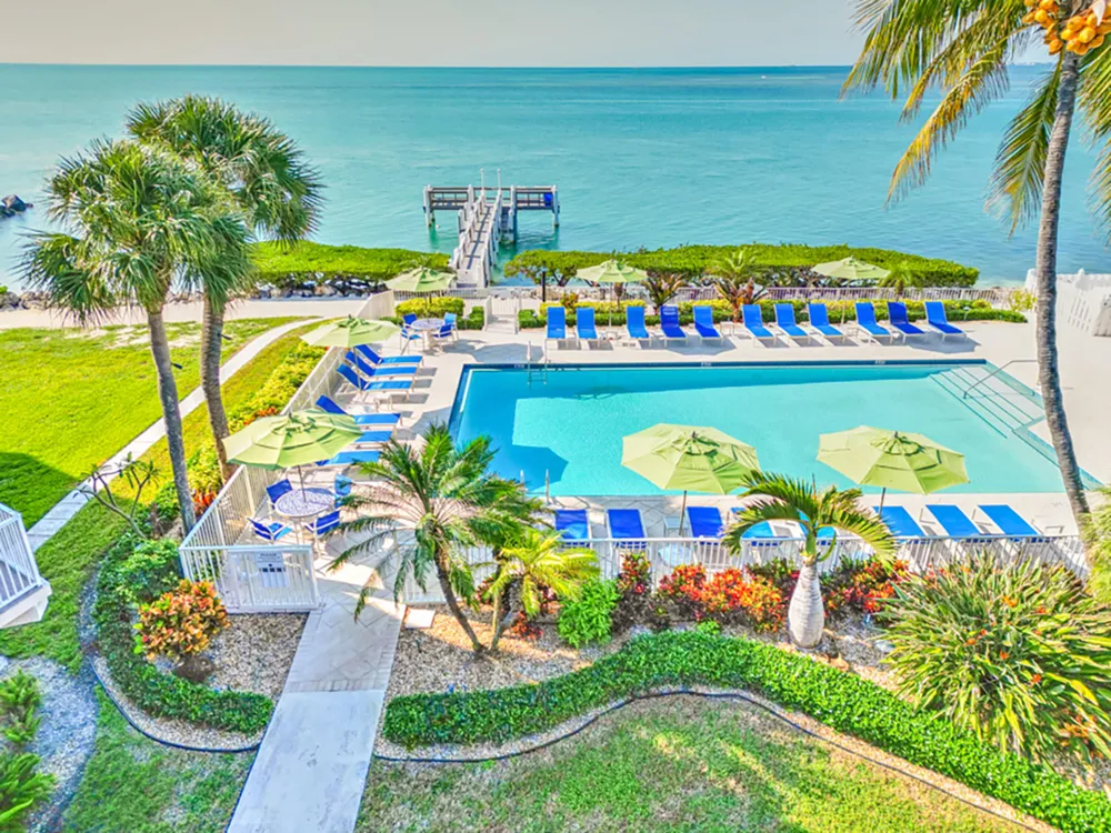 1133 W Ocean Dr, Key Colony Beach, FL 33051
