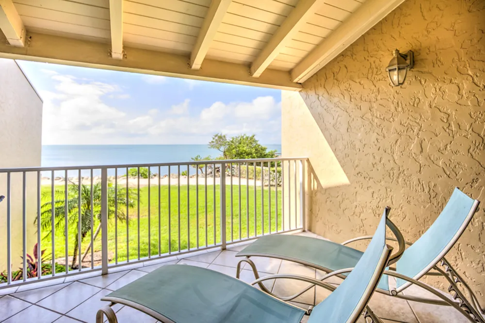 1133 W Ocean Dr, Key Colony Beach, FL 33051