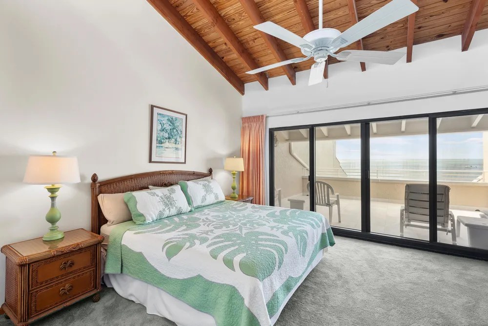 1133 W Ocean Dr, Key Colony Beach, FL 33051