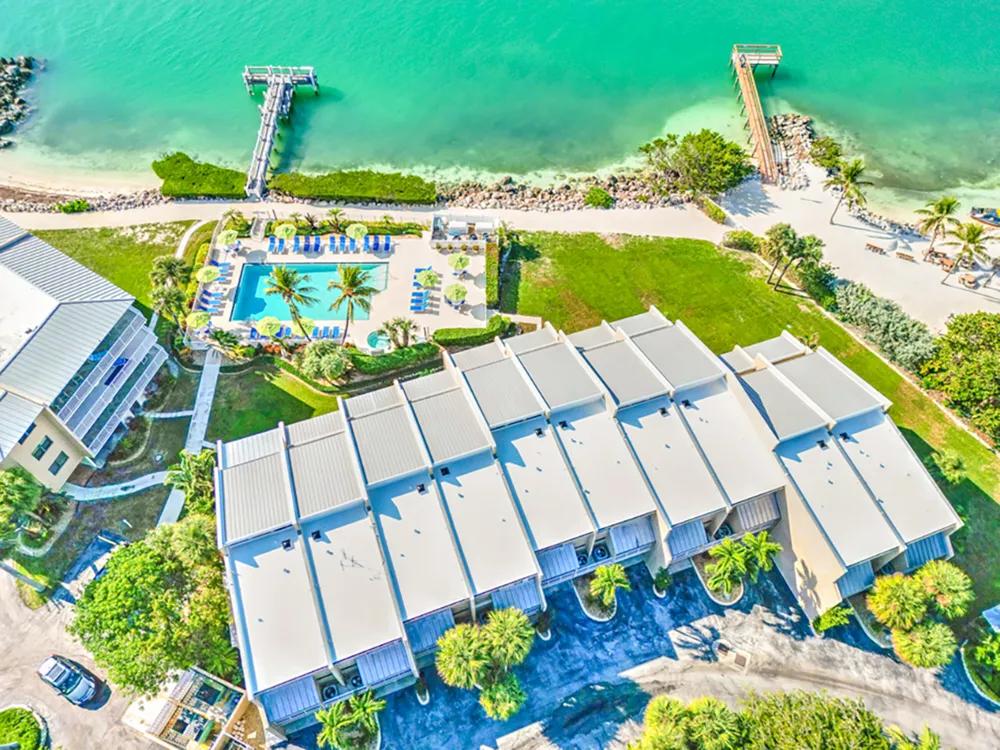 1133 W Ocean Dr, Key Colony Beach, FL 33051