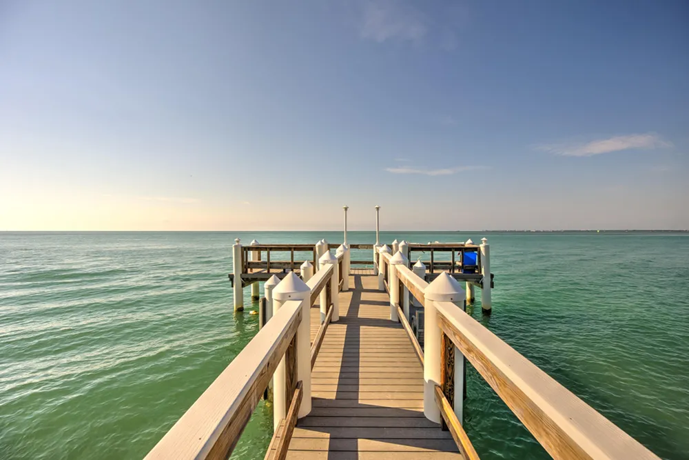 1133 W Ocean Dr, Key Colony Beach, FL 33051