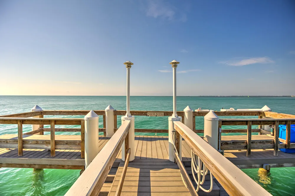 1133 W Ocean Dr, Key Colony Beach, FL 33051