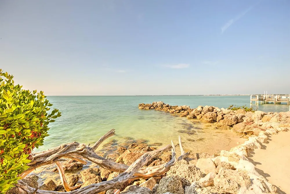 1133 W Ocean Dr, Key Colony Beach, FL 33051