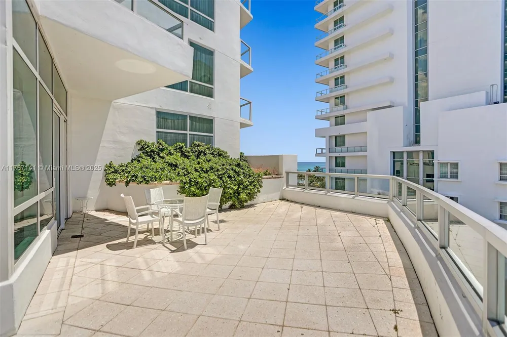 4401 Collins Ave, Miami Beach, FL 33140