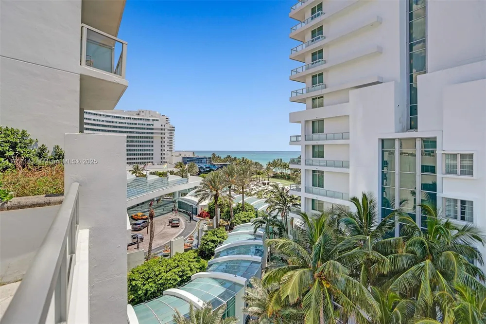 4401 Collins Ave, Miami Beach, FL 33140