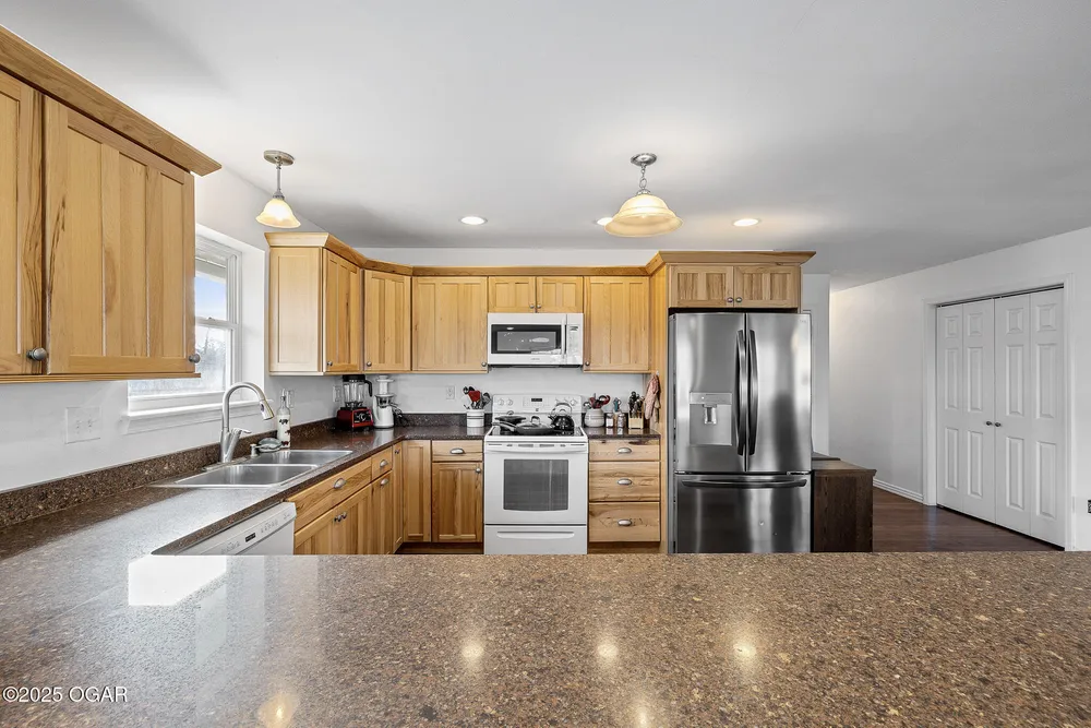 660 Pendergraft Rd, Noel, MO 64854