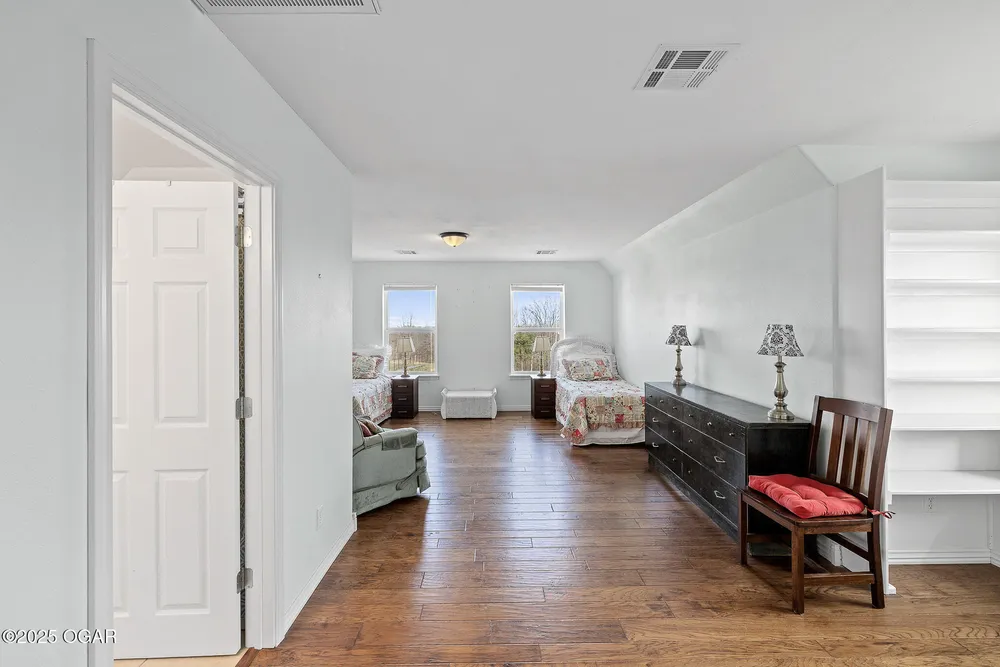 660 Pendergraft Rd, Noel, MO 64854