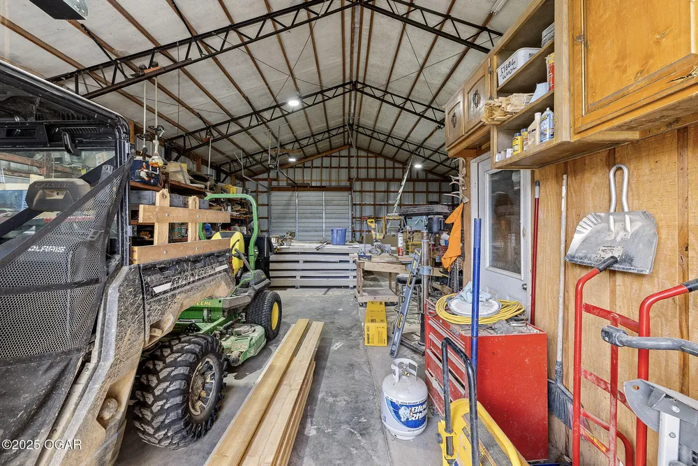 660 Pendergraft Rd, Noel, MO 64854